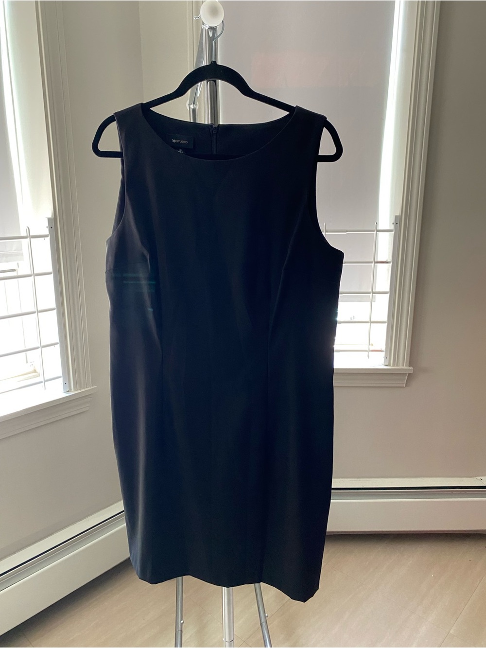 AB Studio Black Sleeveless Midi Sheath Dress